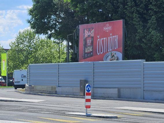 protihrupna ograja alu paneli 2 4 71